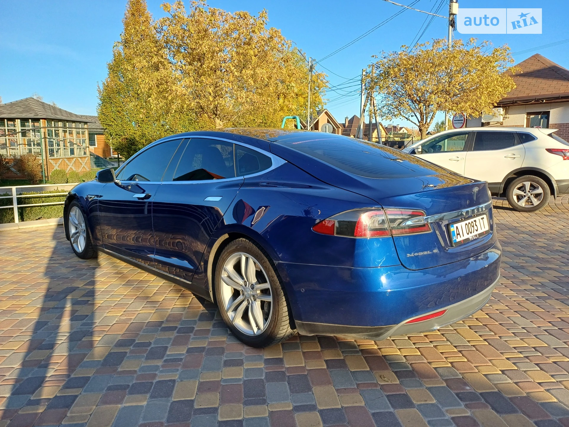2015 Tesla Model S - мініатюра 3