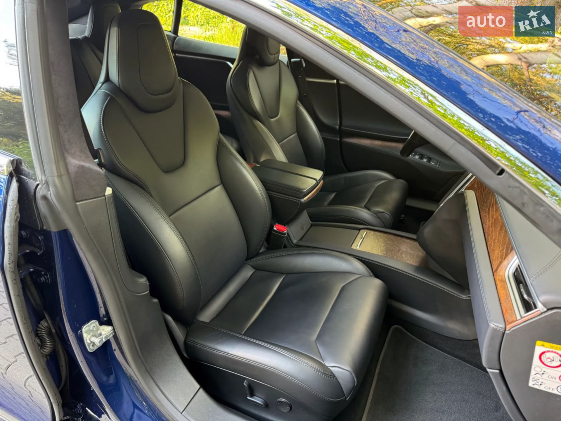 Tesla Model S 2017 VIN 5YJSA1E29HF192201 фото оголошення 3 з 11