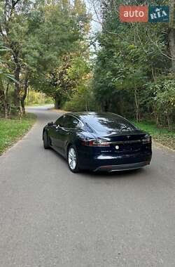 Ліфтбек Tesla Model S 2014 в Одесі