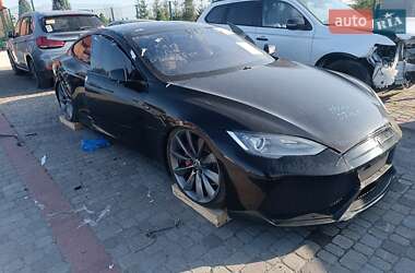 Лифтбек Tesla Model S 2013 в Львове