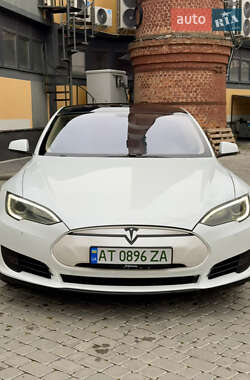 Лифтбек Tesla Model S 2013 в Коломые