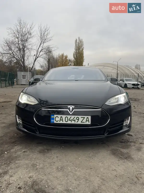 Tesla Model S