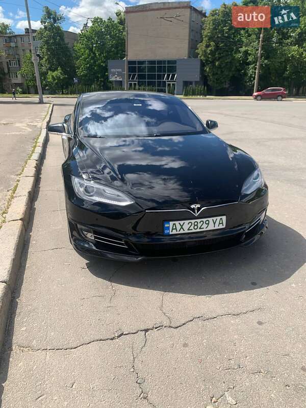 Лифтбек Tesla Model S 2015 в Харькове фото 6 Лифтбек Tesla Model S 2015 в Харькове