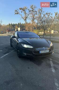 Лифтбек Tesla Model S 2015 в Броварах