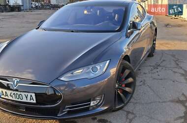 Ліфтбек Tesla Model S 2014 в Києві