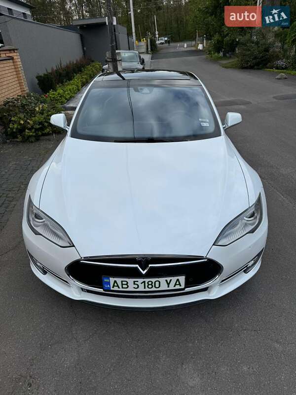 Ліфтбек Tesla Model S 2014 в Вінниці фото 12 Ліфтбек Tesla Model S 2014 в Вінниці
