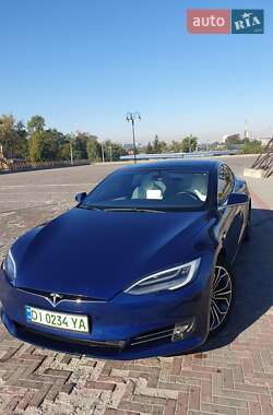 Ліфтбек Tesla Model S 2018 в Харкові