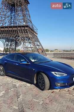 Ліфтбек Tesla Model S 2018 в Харкові