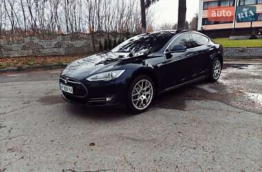 Лифтбек Tesla Model S 2013 в Звягеле