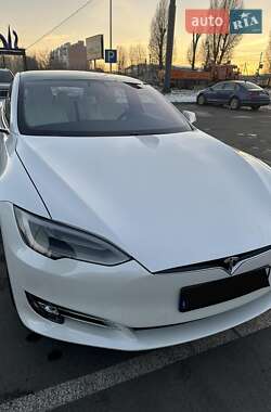 Лифтбек Tesla Model S 2019 в Киеве