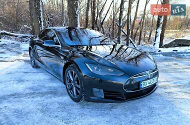 Лифтбек Tesla Model S 2015 в Хмельницком