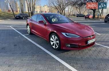 Лифтбек Tesla Model S 2020 в Киеве