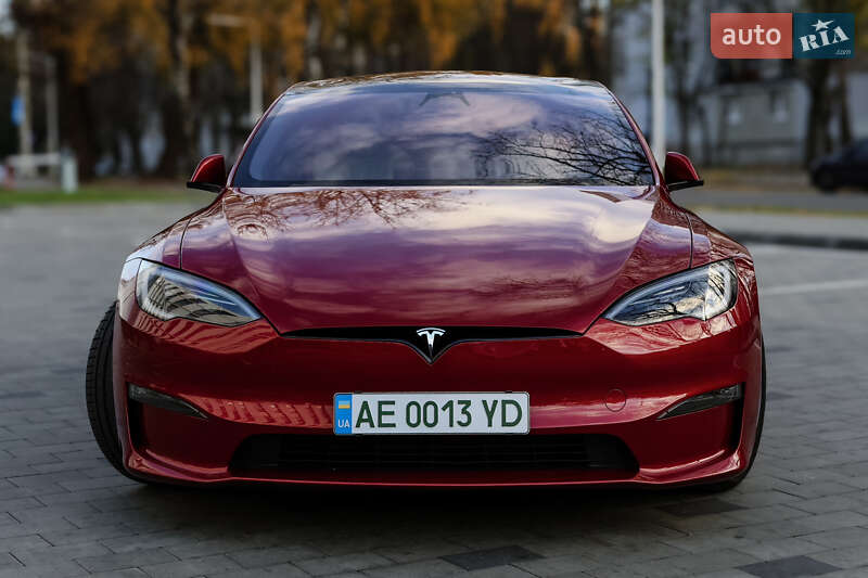 Лифтбек Tesla Model S 2023 в Днепре