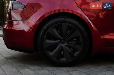 Лифтбек Tesla Model S 2023 в Днепре