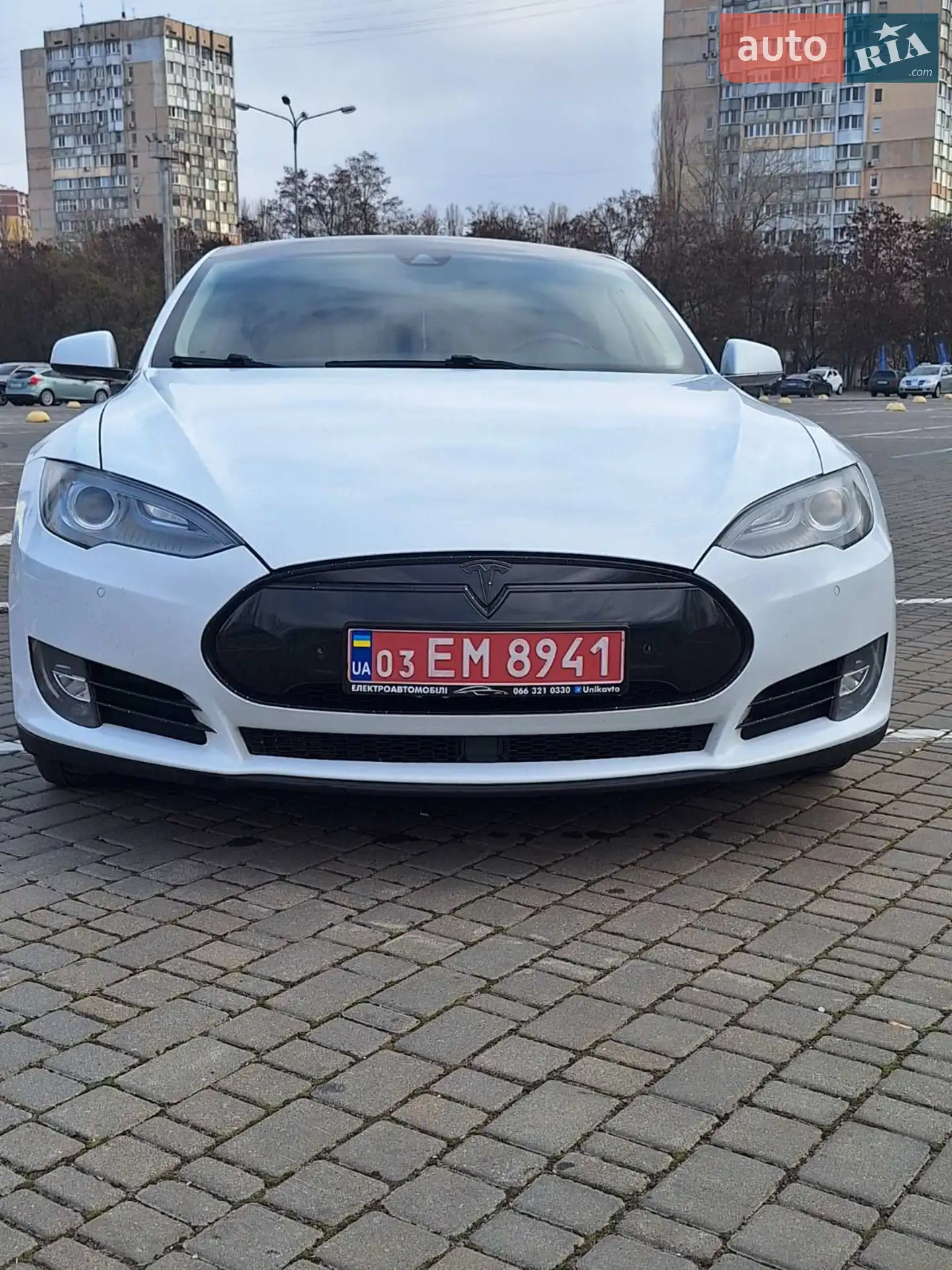 2015 Tesla Model S - мініатюра 8