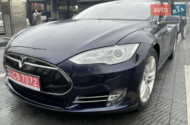 Ліфтбек Tesla Model S 2014 в Івано-Франківську