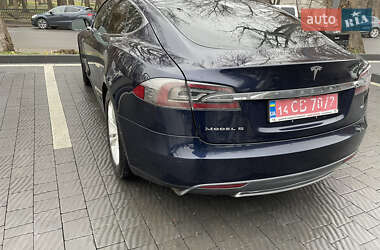 Лифтбек Tesla Model S 2014 в Ивано-Франковске