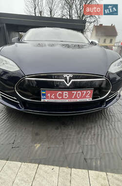 Лифтбек Tesla Model S 2014 в Ивано-Франковске