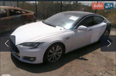 Ліфтбек Tesla Model S 2012 в Києві