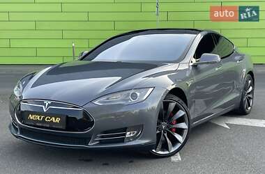 Лифтбек Tesla Model S 2013 в Киеве