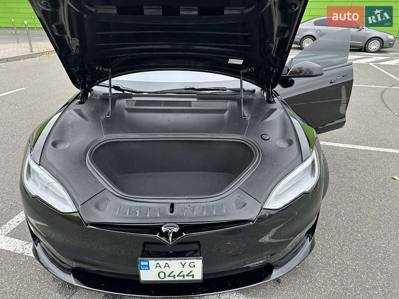Ліфтбек Tesla Model S 2021 в Києві