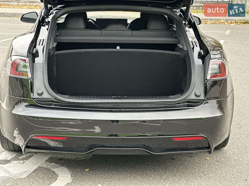 Ліфтбек Tesla Model S 2021 в Києві