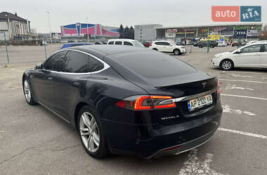 Ліфтбек Tesla Model S 2014 в Запоріжжі