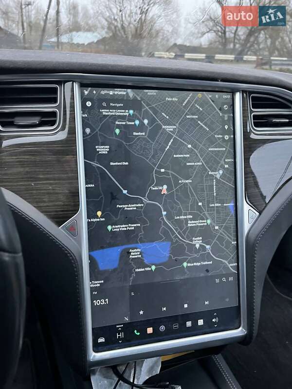 Лифтбек Tesla Model S 2015 в Киеве фото 10 Лифтбек Tesla Model S 2015 в Киеве