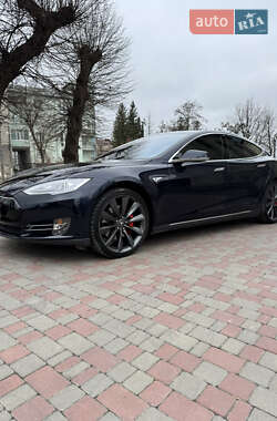 Лифтбек Tesla Model S 2015 в Золочеве