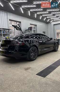 Ліфтбек Tesla Model S 2022 в Вінниці