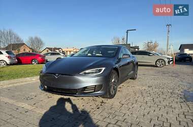 Ліфтбек Tesla Model S 2019 в Івано-Франківську