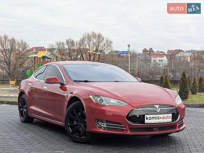 Лифтбек Tesla Model S 2014 в Хмельницком