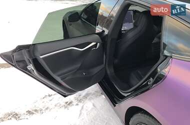 Ліфтбек Tesla Model S 2017 в 