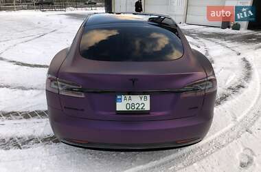Ліфтбек Tesla Model S 2017 в 