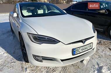 Лифтбек Tesla Model S 2020 в Львове