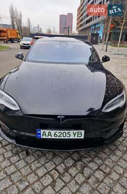 Ліфтбек Tesla Model S 2021 в Києві