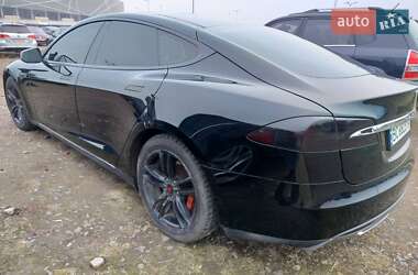 Лифтбек Tesla Model S 2013 в Львове