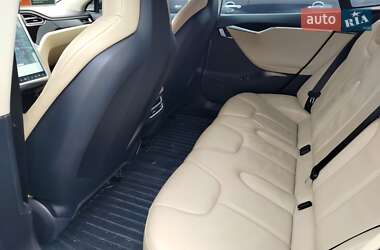 Лифтбек Tesla Model S 2013 в Львове