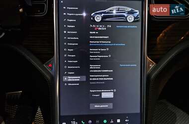 Лифтбек Tesla Model S 2014 в 