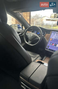 Лифтбек Tesla Model S 2019 в 