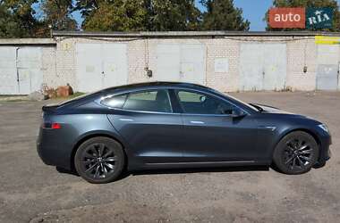 Лифтбек Tesla Model S 2016 в Николаеве