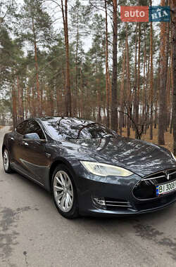 Ліфтбек Tesla Model S 2016 в Полтаві