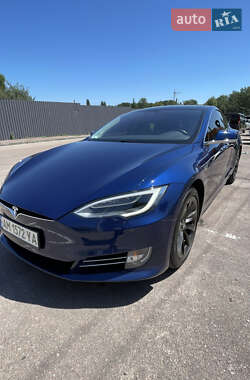 Лифтбек Tesla Model S 2017 в Житомире