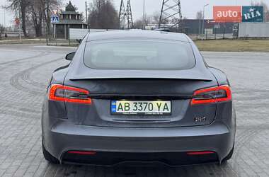 Лифтбек Tesla Model S 2021 в Виннице