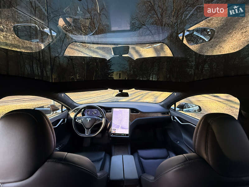 Лифтбек Tesla Model S 2021 в Кривом Роге
