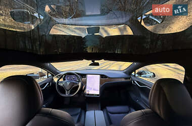 Лифтбек Tesla Model S 2021 в Кривом Роге