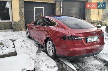 Лифтбек Tesla Model S 2014 в Львове