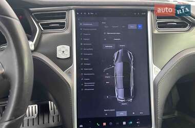 Ліфтбек Tesla Model S 2014 в Києві