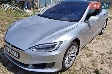 Ліфтбек Tesla Model S 2017 в Черкасах