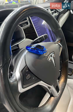 Ліфтбек Tesla Model S 2017 в 
